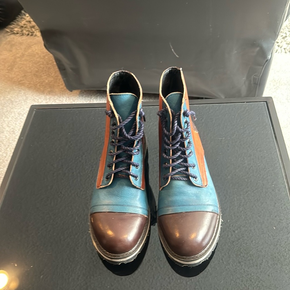 Custom made boots size 42